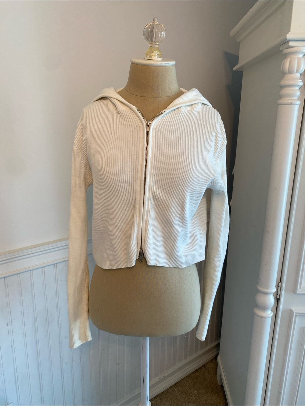 Brandy Melville Cream Ribbed Zip-Up Hoodie Cardigan